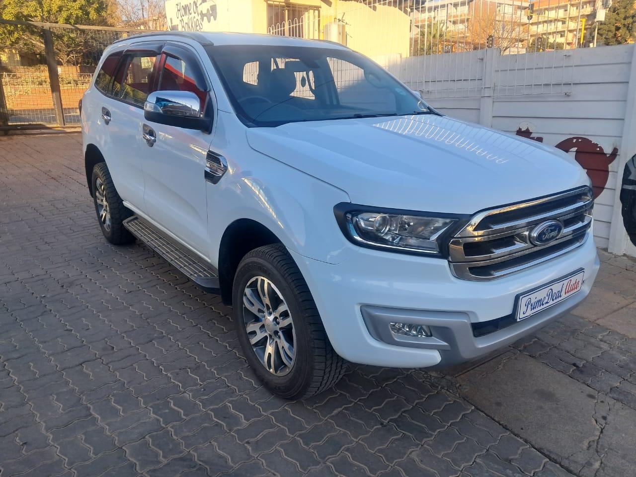 2017 Ford Everest