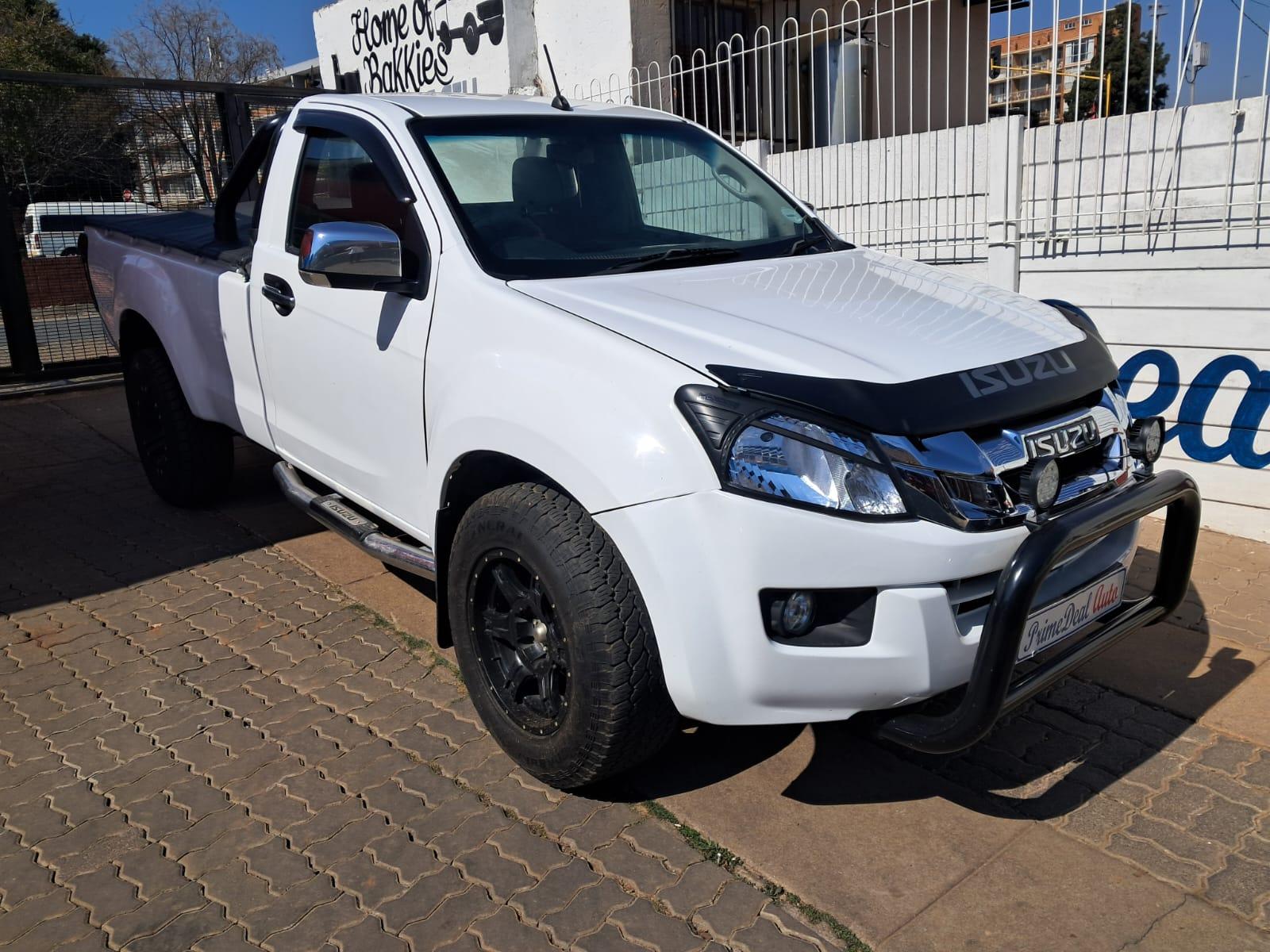 2015 Isuzu KB 300