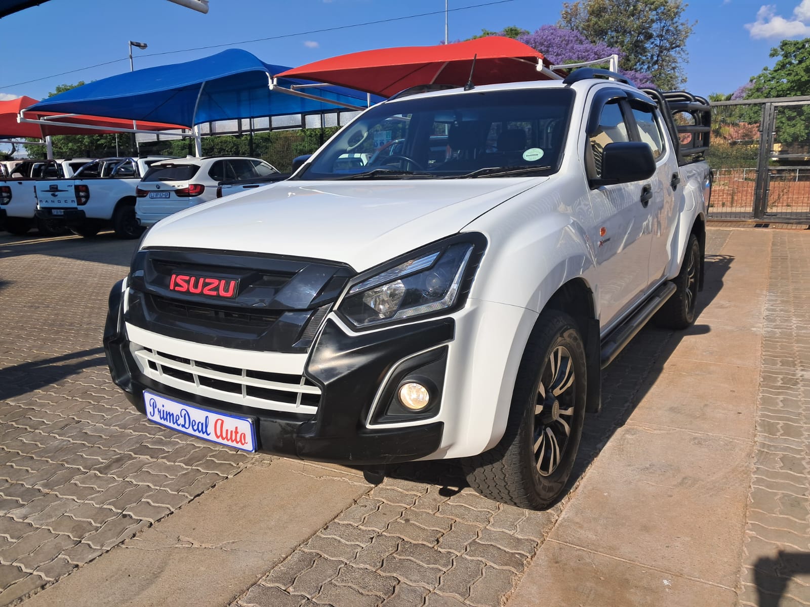 headporters様  ULA EPIC Ssize 希少 Used Isuzu D-Max 1.9 DDI HR X-Rider Auto Double-Cab for sale in