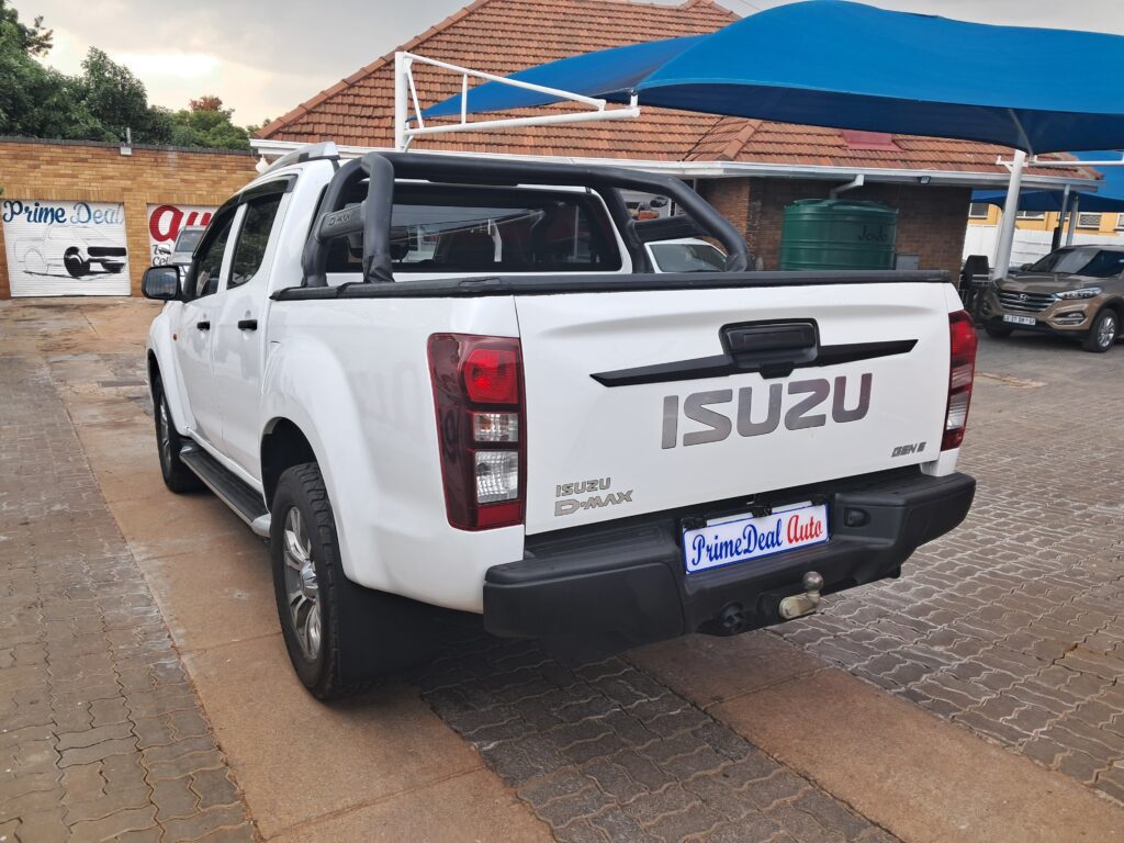 eef68995-aa75-43ea-a402-71e483b05cd4